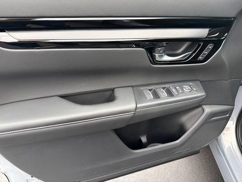 Certified 2025 Honda CR-V EX-L image 9