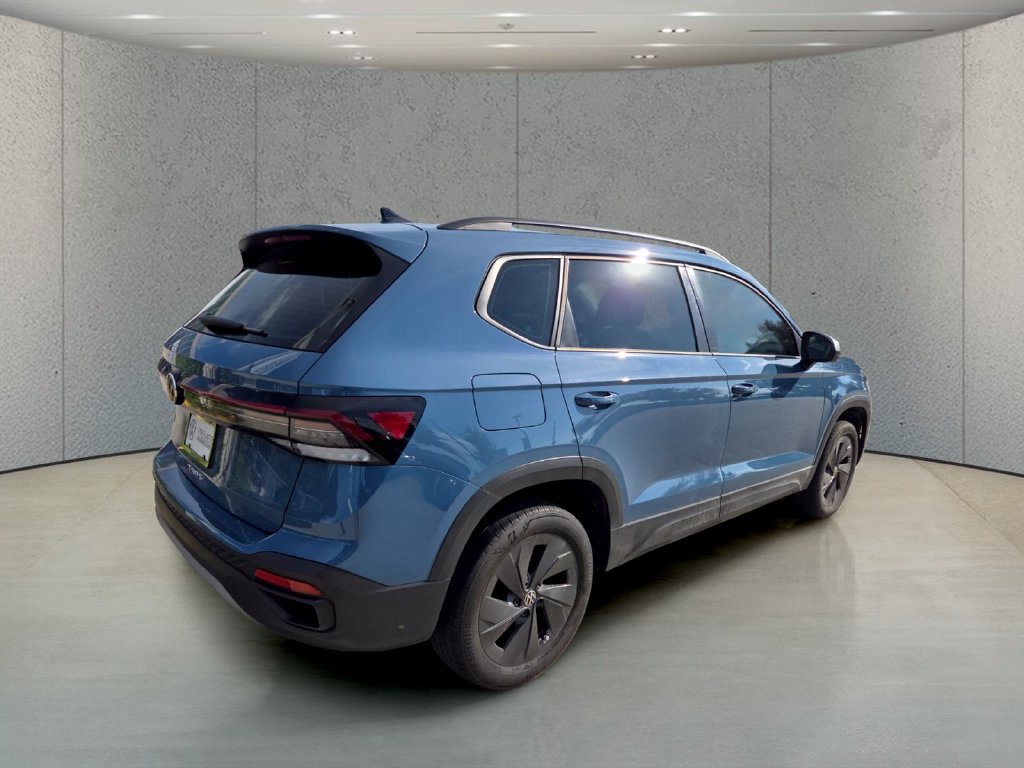 Used 2025 Volkswagen Taos S FWD image 5