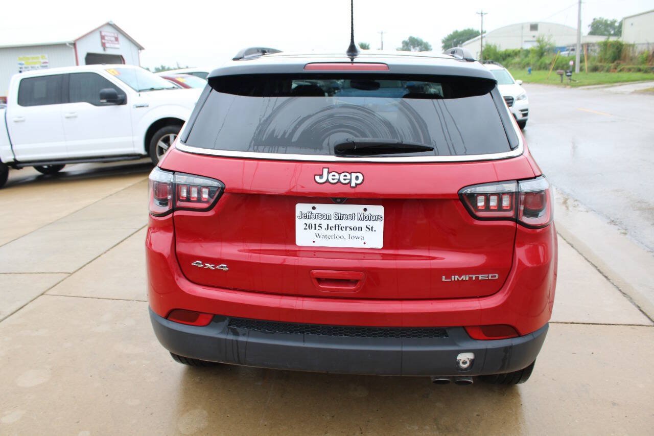 Used 2018 Jeep Compass Limited w/ Navigation Group AWD/4WD image 7