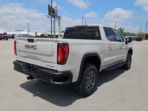 New 2026 GMC Sierra 1500 AT4X image 5