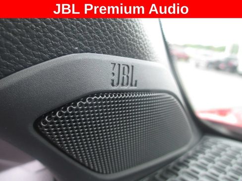 Used 2024 Toyota Tacoma Limited AWD/4WD image 21