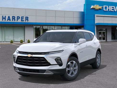New 2026 Chevrolet Blazer LT w/ LPO, Floor Liner Package image 6