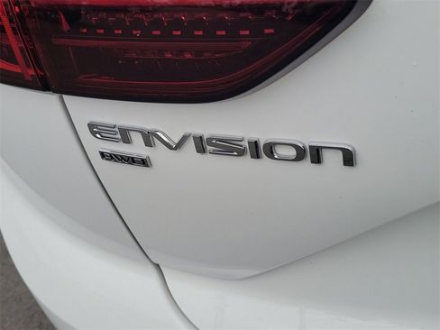 Used 2025 Buick Envision Preferred image 32