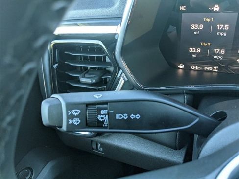 New 2025 GMC Canyon Elevation w/ Convenience Package image 31