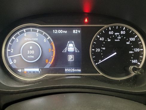 Used 2020 Nissan Versa SV FWD image 23