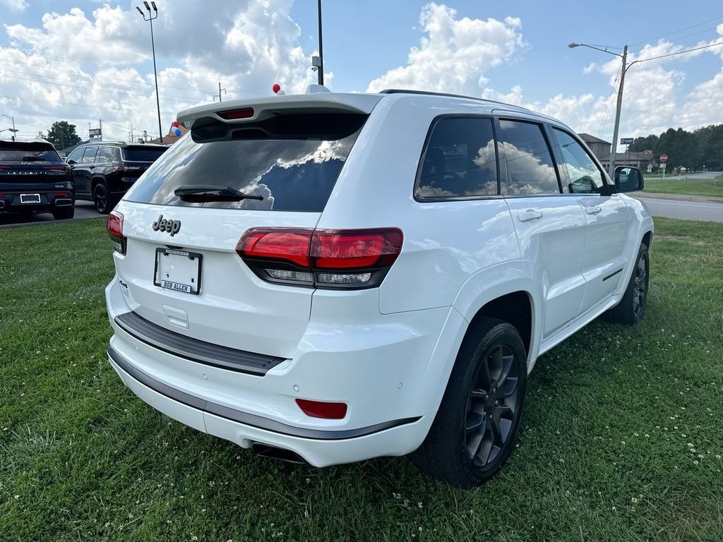 Used 2020 Jeep Grand Cherokee High Altitude AWD/4WD image 5