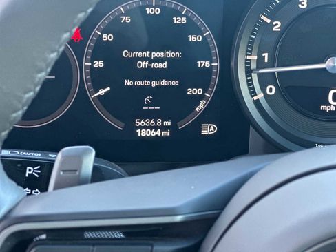 Certified 2022 Porsche 911 Targa 4S image 29