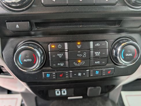 Used 2018 Ford F150 Lariat image 21