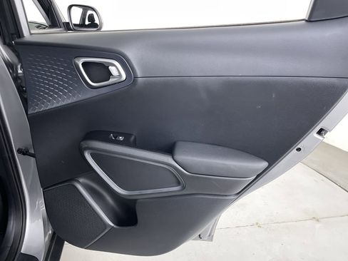 Used 2023 Kia Soul EX image 24