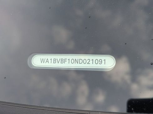 Used 2022 Audi Q8 Premium Plus w/ Premium Plus Package image 36