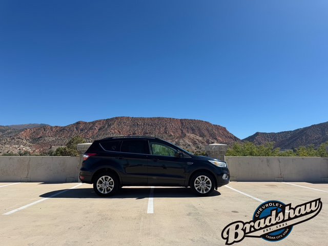 Used 2018 Ford Escape SE AWD/4WD image 3