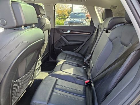 Used 2019 Audi Q5 2.0T Premium Plus w/ Premium Plus Package AWD/4WD image 20