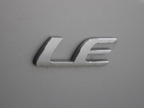 Used 2023 Toyota Corolla LE image 28