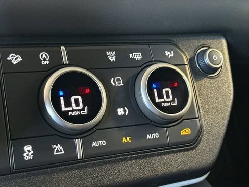 Certified 2024 Land Rover Defender 110 S AWD/4WD image 19