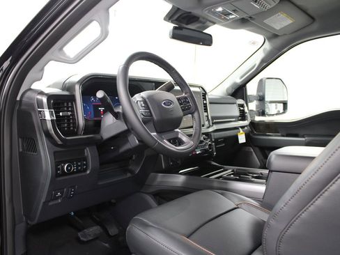 New 2026 Ford F250 Lariat w/ Black Appearance Package image 25