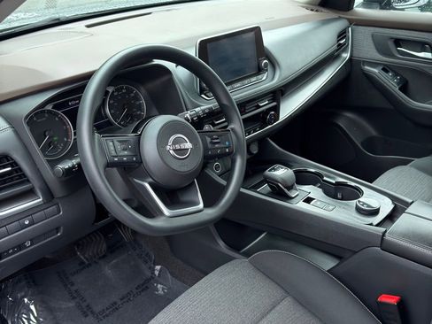 Certified 2023 Nissan Rogue SV AWD/4WD image 12