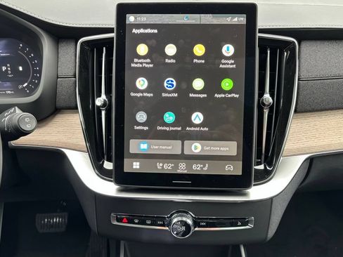 New 2026 Volvo XC90 B6 Core w/ Protection Package AWD/4WD image 14