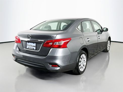 Used 2017 Nissan Sentra S image 7