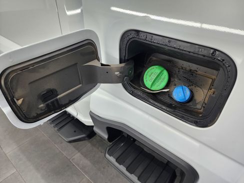 Used 2025 Ford F350 XL image 31