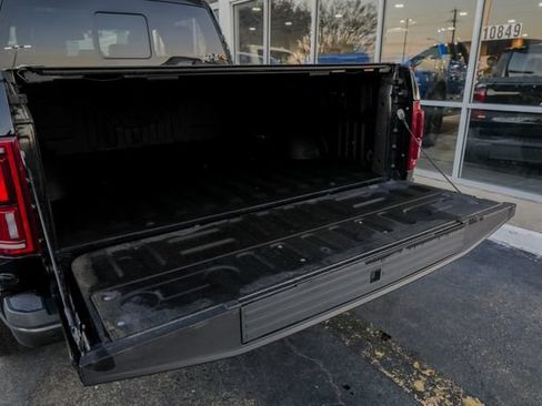 Used 2018 Ford F150 Raptor w/ Equipment Group 802A Luxury AWD/4WD image 12