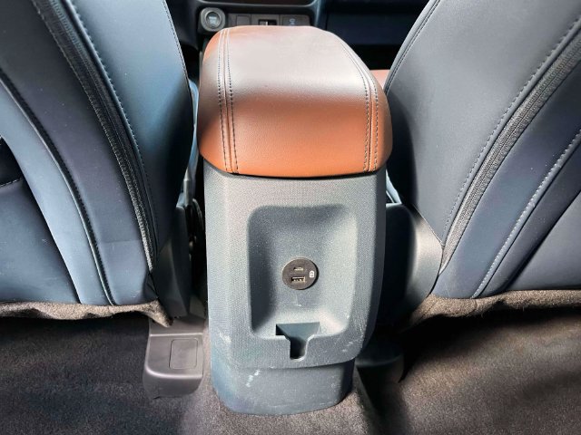 Certified 2022 Ford Maverick Lariat FWD image 17