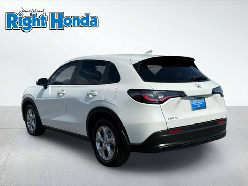 Certified 2024 Honda HR-V LX image 4