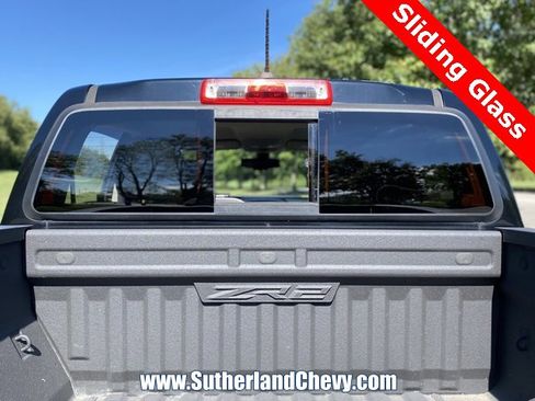 Used 2020 Chevrolet Colorado ZR2 w/ Colorado ZR2 Bison Edition image 17
