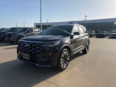 New 2026 Ford Explorer Platinum w/ LUX Leather Package