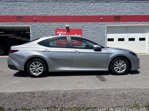 Certified 2025 Toyota Camry LE FWD image 2