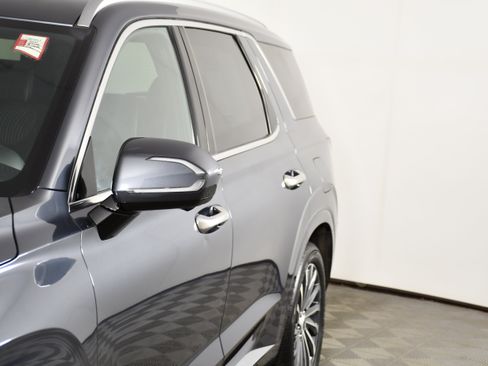 Used 2025 Hyundai Palisade Calligraphy AWD/4WD image 13