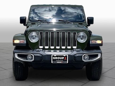 Used 2022 Jeep Wrangler Unlimited Sahara AWD/4WD image 4