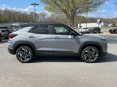 New 2026 Chevrolet TrailBlazer RS w/ Driver Confidence Package FWD image 9