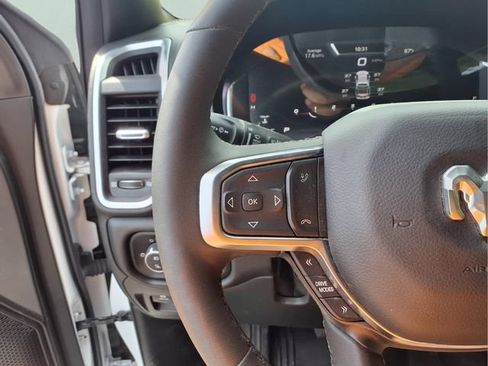 Used 2025 RAM 1500 Big Horn AWD/4WD image 28