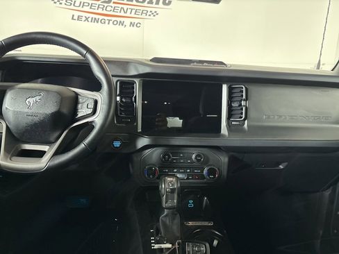 Used 2025 Ford Bronco Big Bend image 21