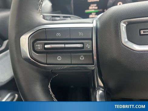 Used 2025 GMC Acadia Denali w/ Super Cruise Package image 28