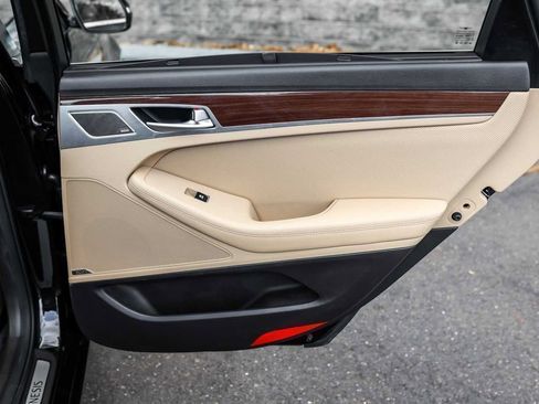 Used 2018 Genesis G80 3.8 w/ Option Group 02 image 15