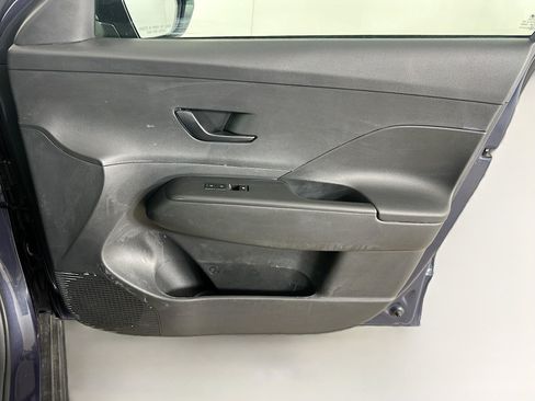 Used 2024 Hyundai Kona SEL AWD/4WD image 30