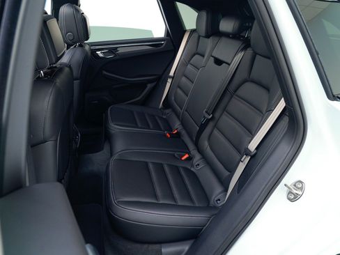 Certified 2026 Porsche Macan Turbo AWD/4WD image 30
