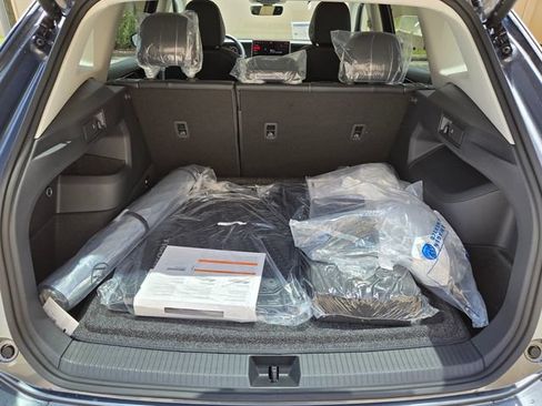 New 2026 Volkswagen Tiguan SE FWD image 12