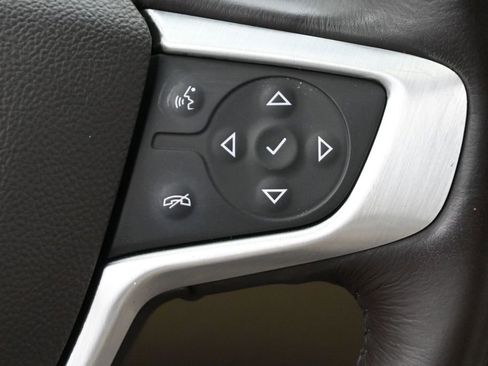 Used 2019 GMC Acadia Denali w/ Technology Package FWD image 8