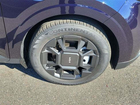 New 2026 Kia Carnival EX image 41