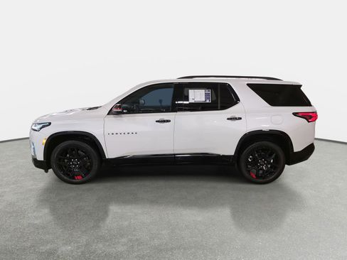 Used 2023 Chevrolet Traverse Premier w/ Redline Edition image 8