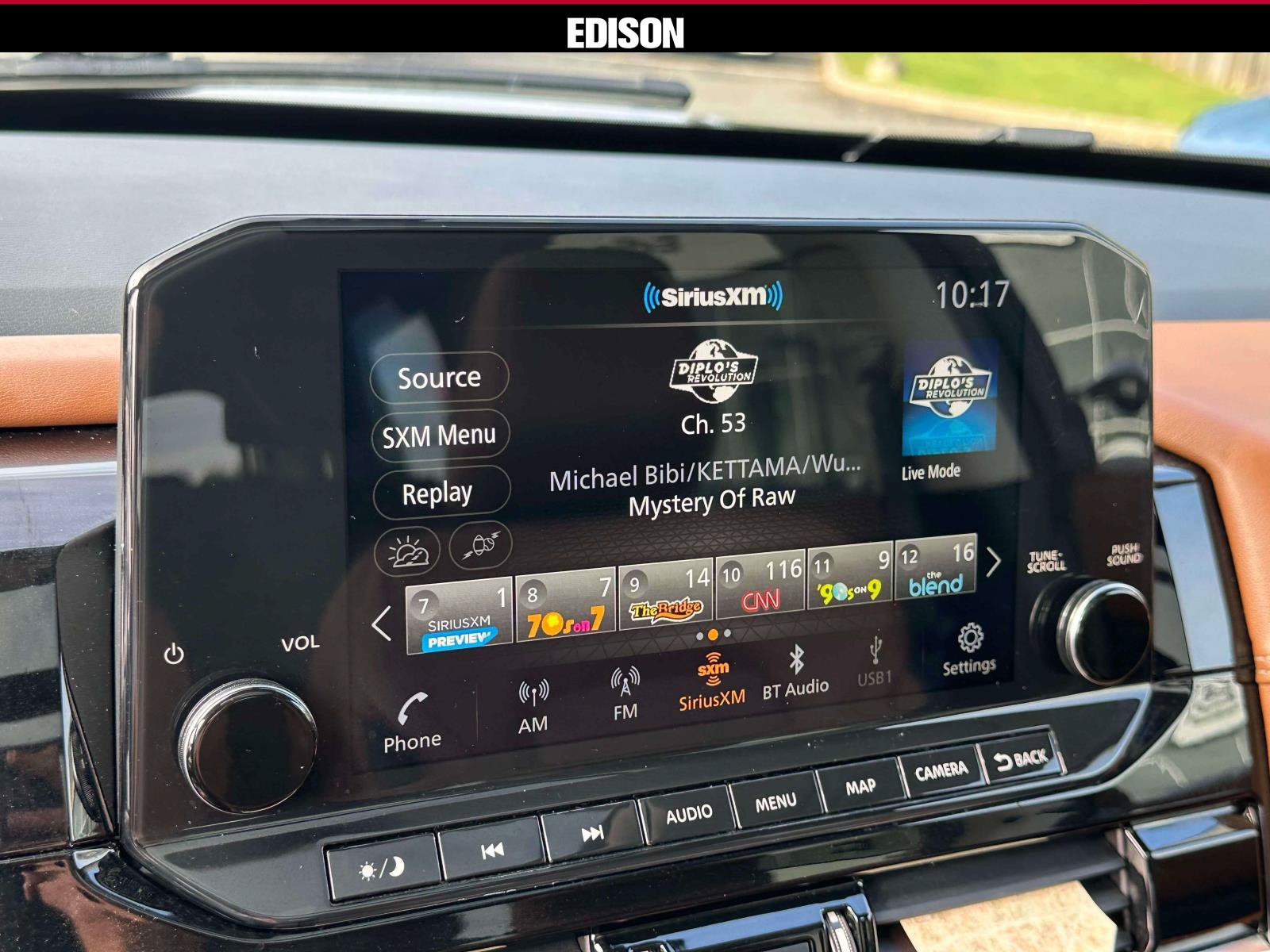 Used 2022 Nissan Pathfinder Platinum w/ Cargo Package AWD/4WD image 28