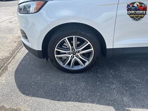 Used 2024 Ford Edge Titanium w/ Equipment Group 301A AWD/4WD image 24