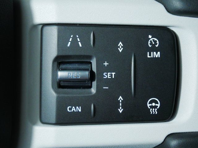 Used 2026 Land Rover Defender 110 S AWD/4WD image 26