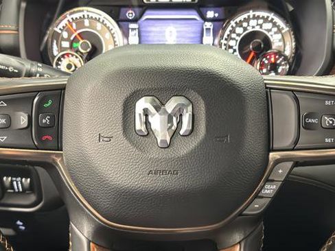 Used 2022 RAM 1500 Limited w/ Body Color Bumper Group AWD/4WD image 14