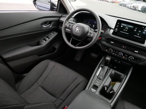 Used 2026 Honda Accord SE image 9