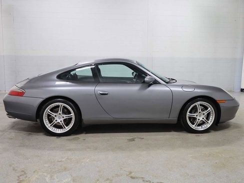 Used 2001 Porsche 911 Carrera image 10