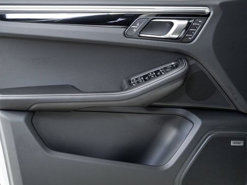 New 2026 Porsche Macan S AWD/4WD image 6