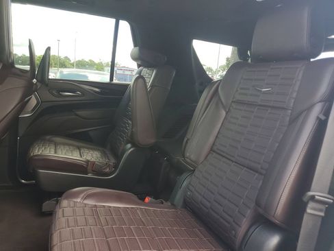 Used 2023 Cadillac Escalade V w/ LPO, ONYX Package AWD/4WD image 13
